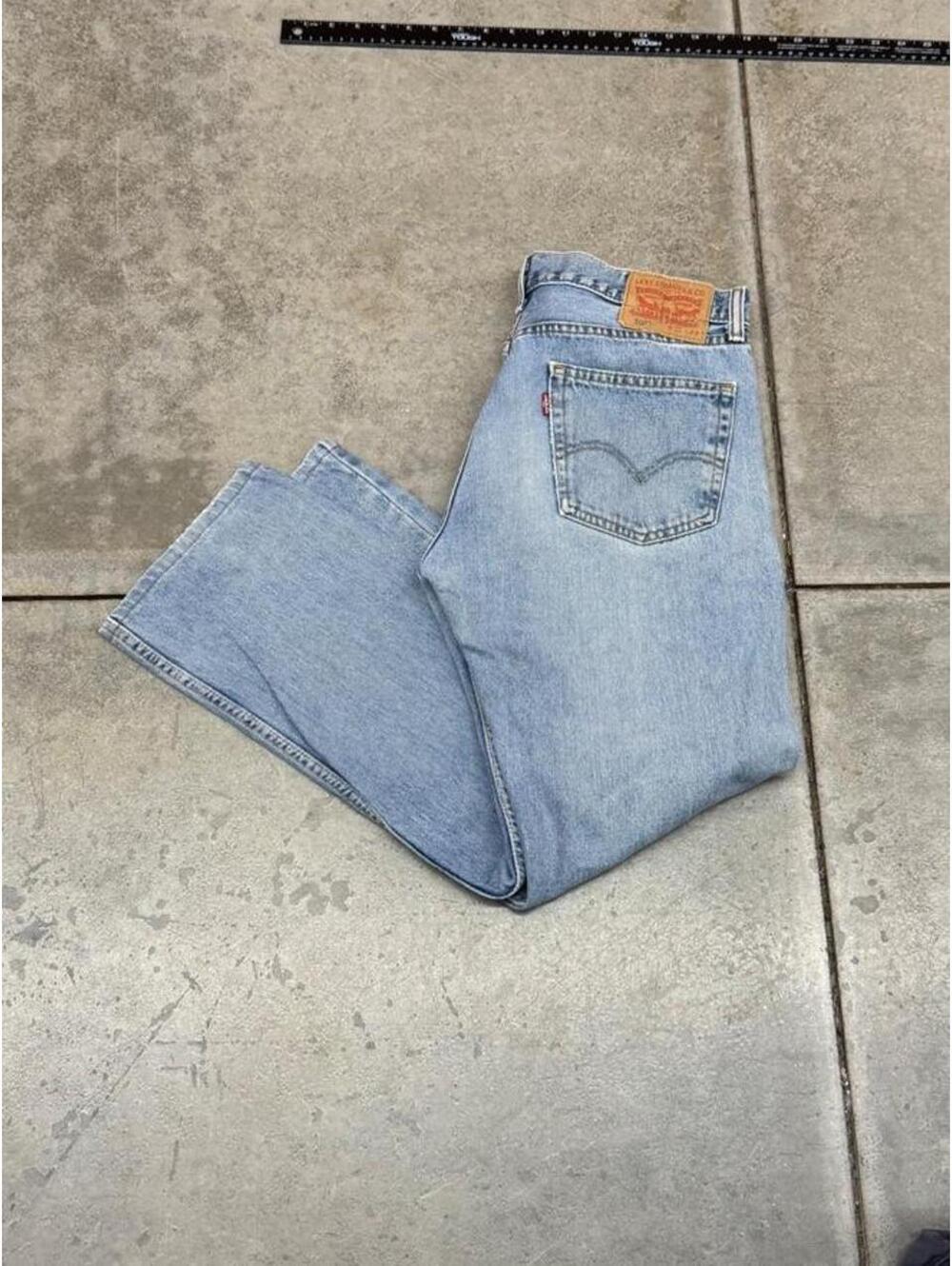 vintage levis 505 faded blue straight leg jeans size 32 x 30